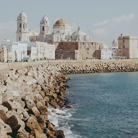 No 14 Apartment Cadiz